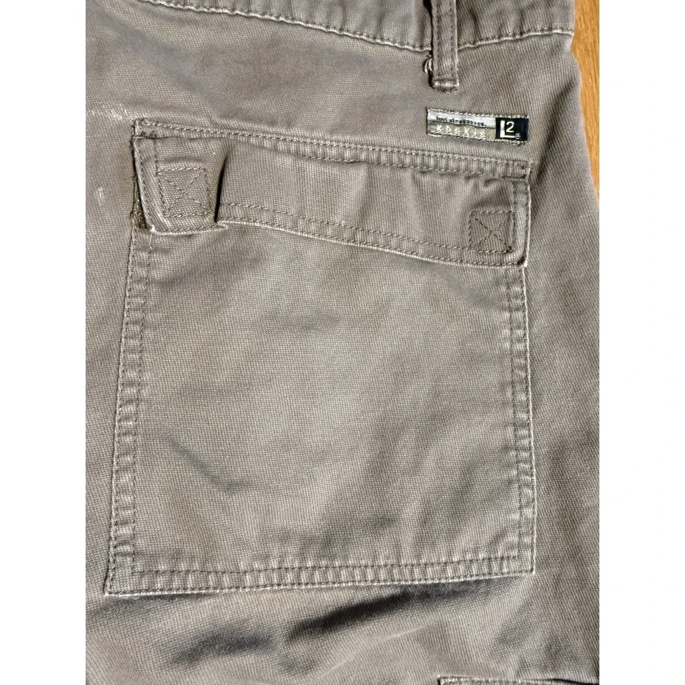 Vintage Levi's L2 Cargo Shorts Mens‎ Size 38x12 Khaki Baggy Loose Fit 1999 Y2K